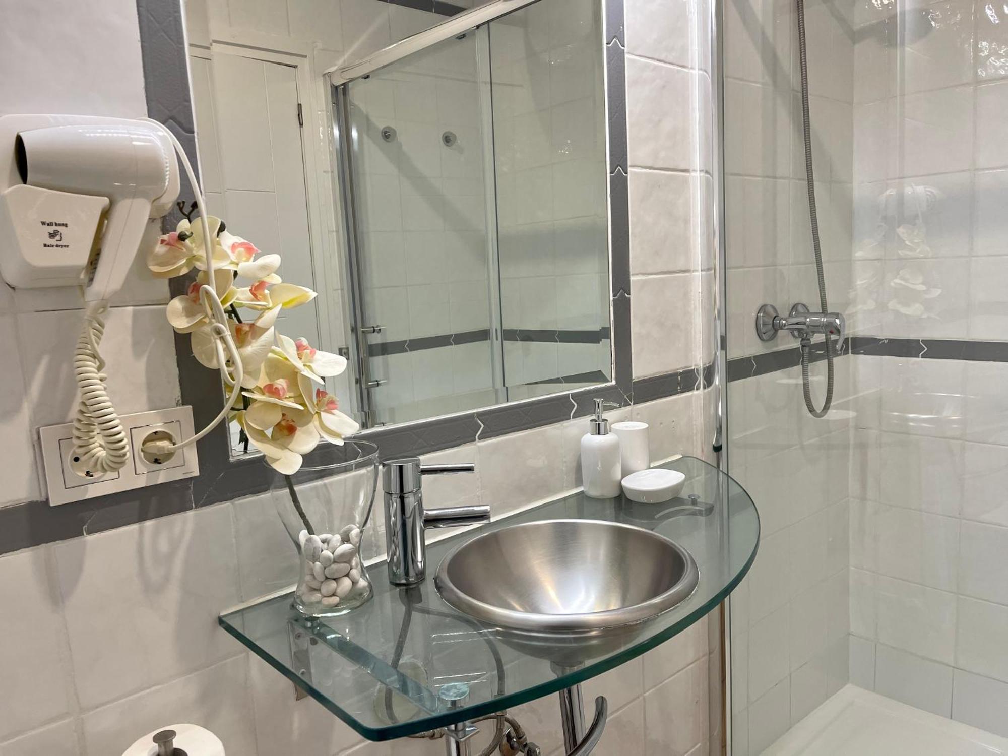 Puerto Banus Pol Suite Y Hada Suite มาร์เบยา ภายนอก รูปภาพ