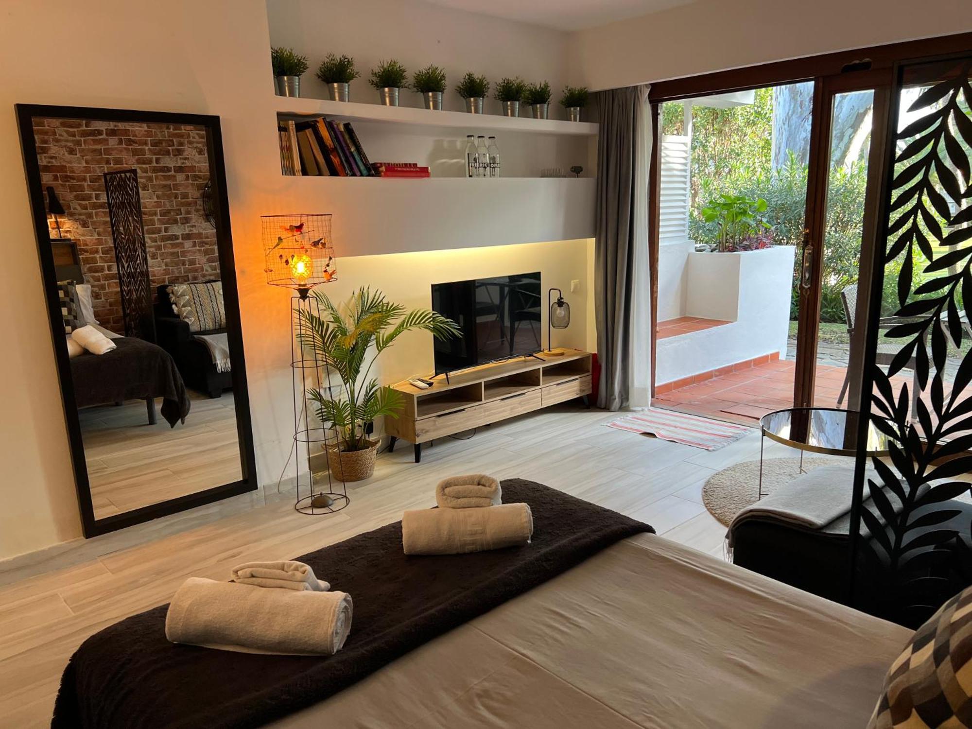 Puerto Banus Pol Suite Y Hada Suite มาร์เบยา ภายนอก รูปภาพ